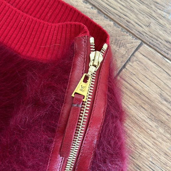 Louis Vuitton Burgandy Wool and Brushed Cashmere with Leather Accent Sweater - Picture 7 of 11